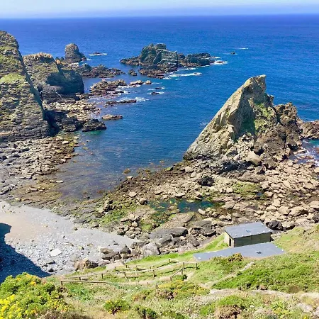 The Cliffs - Sealoch Santa Marta de Ortigueira