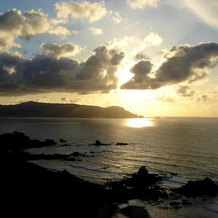 The Cliffs - Sealoch Country house Santa Marta de Ortigueira